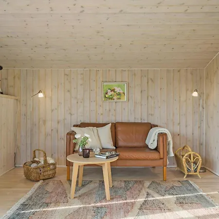 Gorgeous In Vordingborg With Wifi Lundby Stationsby